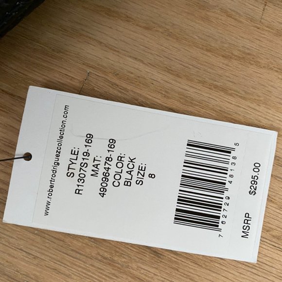 ROBERT RODRIGUEZ TEXTURED PATENT STYLE MINI SKIRT - Picture 5 of 7